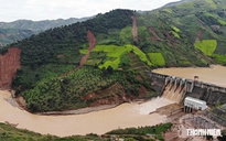Thủy điện công và tội