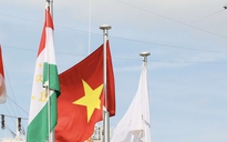 Quốc kỳ Việt Nam tung bay ở ASIAD 20, xúc động khoảnh khắc thiêng liêng tại lễ thượng cờ