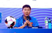 HLV Kim Sang-sik nói lời gan ruột: 'Đội tuyển Việt Nam sẽ chinh phục chức vô địch FIFA ASEAN Cup'