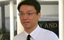 Cựu giáo sư Singapore “đổi tình lấy điểm” bị phạt 5 tháng tù