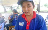 Chàng thanh niên khuyết tật bán vé số 8 năm tiếp sức mùa thi