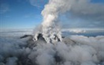 Núi lửa bùng phát dữ dội tại Nhật Bản