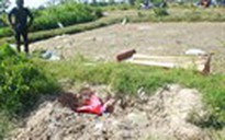 Phát hiện thi thể thiếu nữ chôn giữa đồng: Nghi án bị hãm hiếp rồi sát hại phi tang