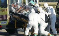 Hàng chục nhân viên y tế Tây Ban Nha nghi nhiễm Ebola