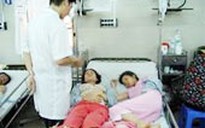 Thêm 3 gia đình bị ngộ độc do ăn kem ở Hà Nội