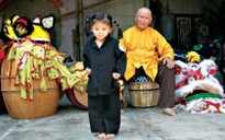 Võ sư Hai Trung làm trống