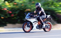 Cầm cương 'chiến mã' Sportbike KTM RC 390