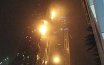 Xem toà tháp ‘Ngọn Đuốc’ ở Dubai cháy như cây đuốc