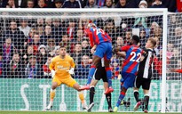 Kết quả Ngoại hạng Anh, Crystal Palace 1-1 Newcastle: 'Chích chòe' kiếm 1 điểm may mắn