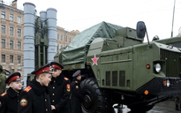 Tổng thống Putin ra lệnh hoãn giao tên lửa S-300 cho Iran
