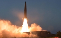 Triều Tiên lại phóng thử vũ khí, cảnh báo sẽ tìm con đường mới