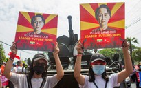 Bà Aung San Suu Kyi bác bỏ cáo buộc nhận tiền, vàng