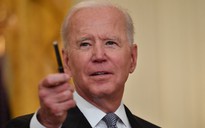 Tổng thống Biden nói Mỹ sẽ chia sẻ thêm 20 triệu liều vắc xin, không phải để vụ lợi