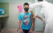 Cuba thử nghiệm vắc xin Covid-19 tự phát triển cho trẻ em