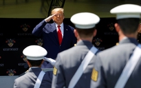 Nhiều cố vấn do ông Trump bổ nhiệm tại trường quân sự bị yêu cầu từ chức