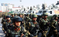 Trung Quốc đưa tướng chống khủng bố tại Tân Cương đến doanh trại Hồng Kông