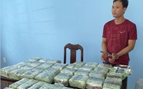 Phá đường dây ma túy từ Campuchia về TP.HCM, bắt 12 người, thu giữ súng đạn
