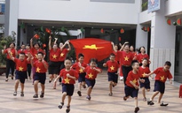 Toàn trường mặc áo cờ Việt Nam cổ vũ đội tuyển U.23