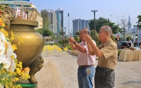 Đặt lại lư hương tượng Đức Thánh Trần: Sau 3 năm, người dân được đến đốt nhang