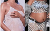 Thời trang hở bạo của bà bầu: Rihanna mặc váy lưới, Shanina Shaik tung ảnh bán nude