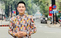 Ca sĩ Nguyễn Phi Hùng giấu gia đình đi chống dịch vì lòng biết ơn Sài Gòn