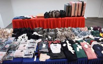 Singapore bắt 4 người Việt nghi trộm quần áo
