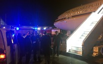 Máy bay chở Thủ tướng Đức Merkel hạ cánh khẩn