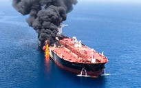 Mỹ trưng video cáo buộc Iran gỡ thủy lôi khỏi tàu dầu để 'hủy bằng chứng'