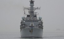 Hải quân Anh và NATO ‘hộ tống’ 9 tàu chiến Nga qua biển Bắc