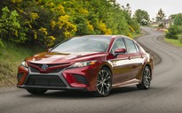 Toyota Camry 2018 có giá từ 23.495 USD tại Mỹ