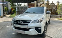 Xe mới gặp khó, xe cũ Toyota Fortuner rớt giá mạnh