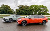 Toyota RAV4 bất ngờ có phiên bản Limousine