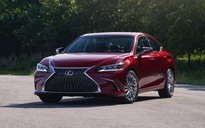 Lexus ES 2021 bổ sung tùy chọn dẫn động 4 bánh