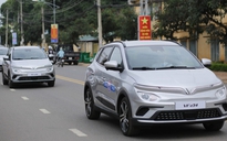 Taxi sử dụng ô tô điện tại Việt Nam có hiệu quả?