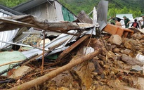 12 người chết do mưa lũ ở Nha Trang