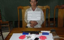 Bắt một người nước ngoài vận chuyển ma túy vào Việt Nam