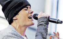 Justin Bieber cân bằng kỷ lục của John Lennon