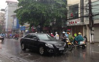 Bão số 1 đổ bộ vào Nam Định - Ninh Bình, suy yếu thành áp thấp nhiệt đới