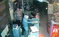 Băng trộm tiệm vàng 'đại náo' miền Tây: 'Hạ gục' camera an ninh bằng bịch ni lông
