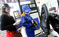 Dán tem cho hơn 530 cửa hàng kinh doanh xăng dầu tại TP.HCM