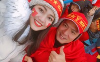 Những khoảnh khắc đẹp sao Việt cổ vũ U.23 Việt Nam