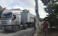 Xe tải, xe container chạy bát nháo trong khu dân cư