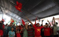 Dù thua, cổ động viên luôn tự hào về Olympic Việt Nam