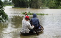 Quảng Nam: Chở con qua dòng nước lũ, mẹ bị nước cuốn tử vong