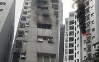 Hà Nội cháy căn hộ chung cư vắng chủ, nhiều người tháo chạy trong hoảng loạn