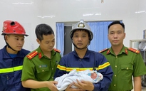 Hà Nội: Đề xuất khen thưởng 5 người dân đục tường giải cứu bé trai bị bỏ rơi