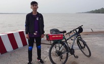Nam sinh đạp xe hơn 300 km về quê ăn tết