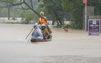 Trường ĐH kéo dài thời gian xét tuyển, giảm học phí cho sinh viên vùng lũ lụt