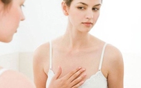 Bạn có đang mắc phải những thói quen khiến ngực bị chảy xệ?