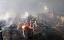 Cháy nổ dữ dội ở xưởng mùn cưa, 2 người tử vong
